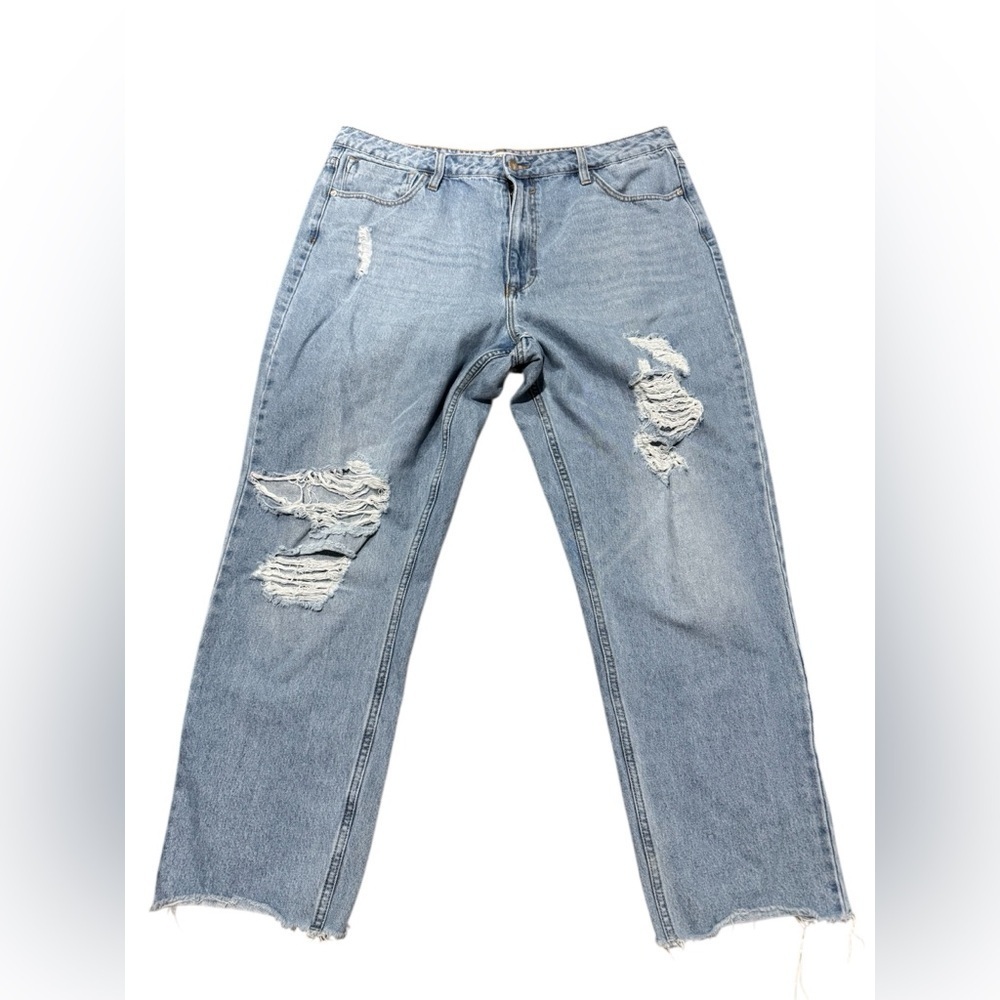 VIGOSS 90s BILLIE HIGH RISE JEANS Size 32 High Rise Ripped Light Wash Jeans
